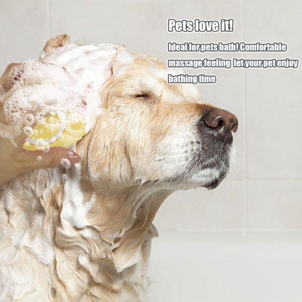 Pet Silicone Bath Brush Comb With Soap Dispenser Item No#10029 - Image 4