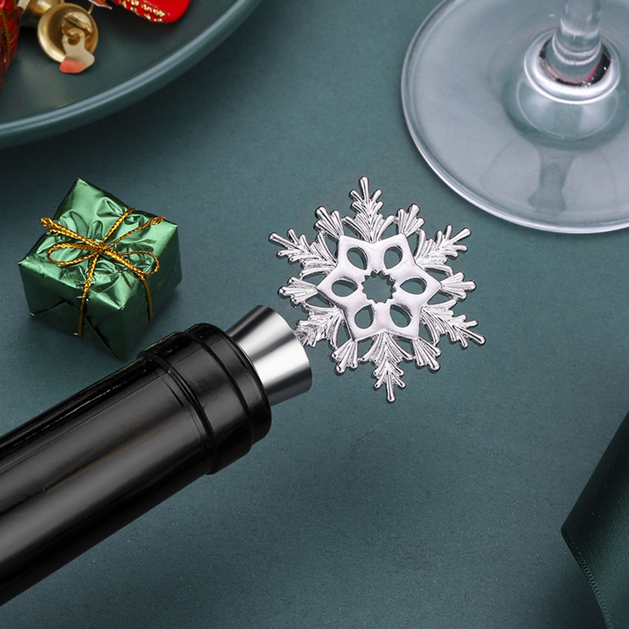 Christmas Snowflake Wine Stopper Item No#10955 - Image 5