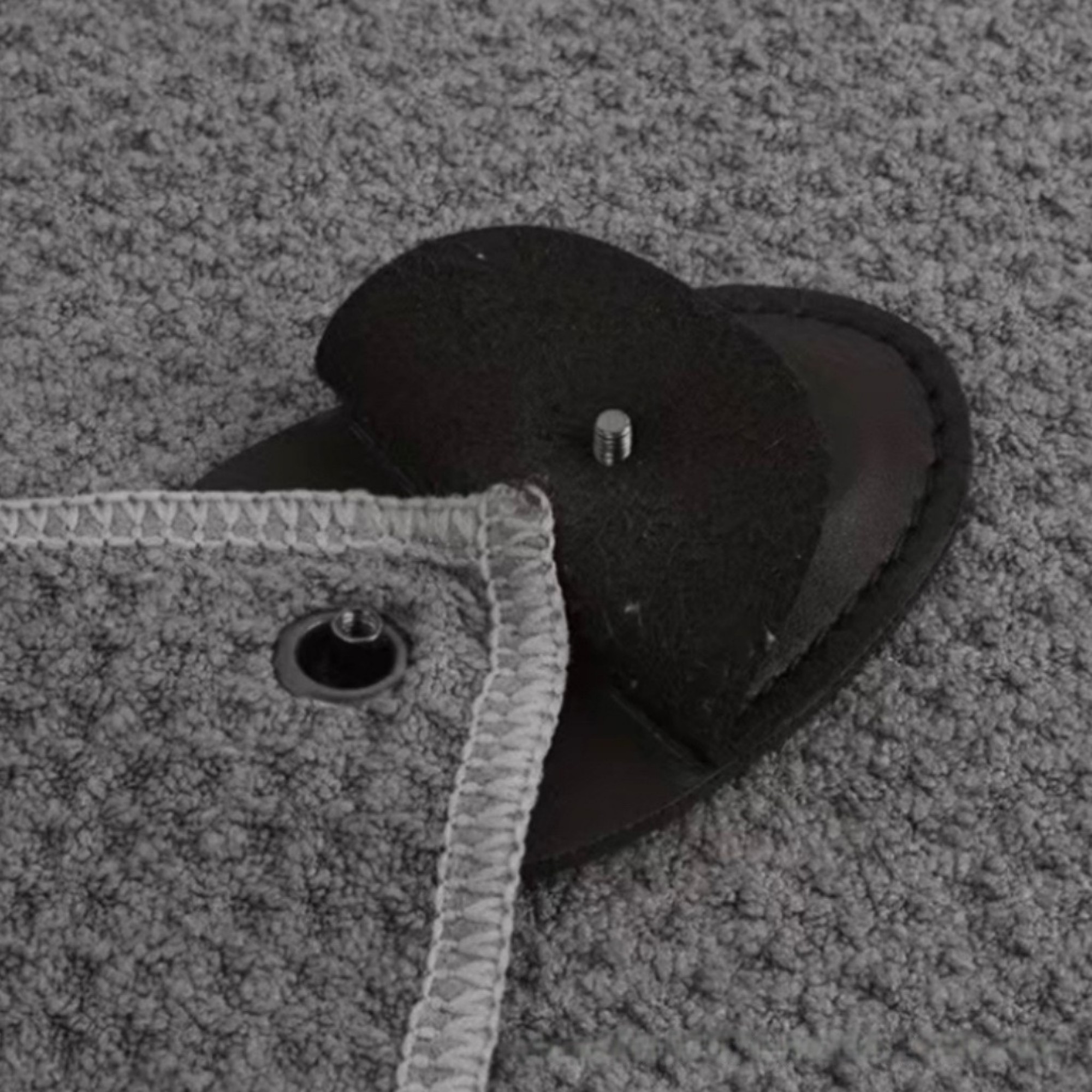 Magnetic Clip Golf Towel Item No#12522 - Image 4