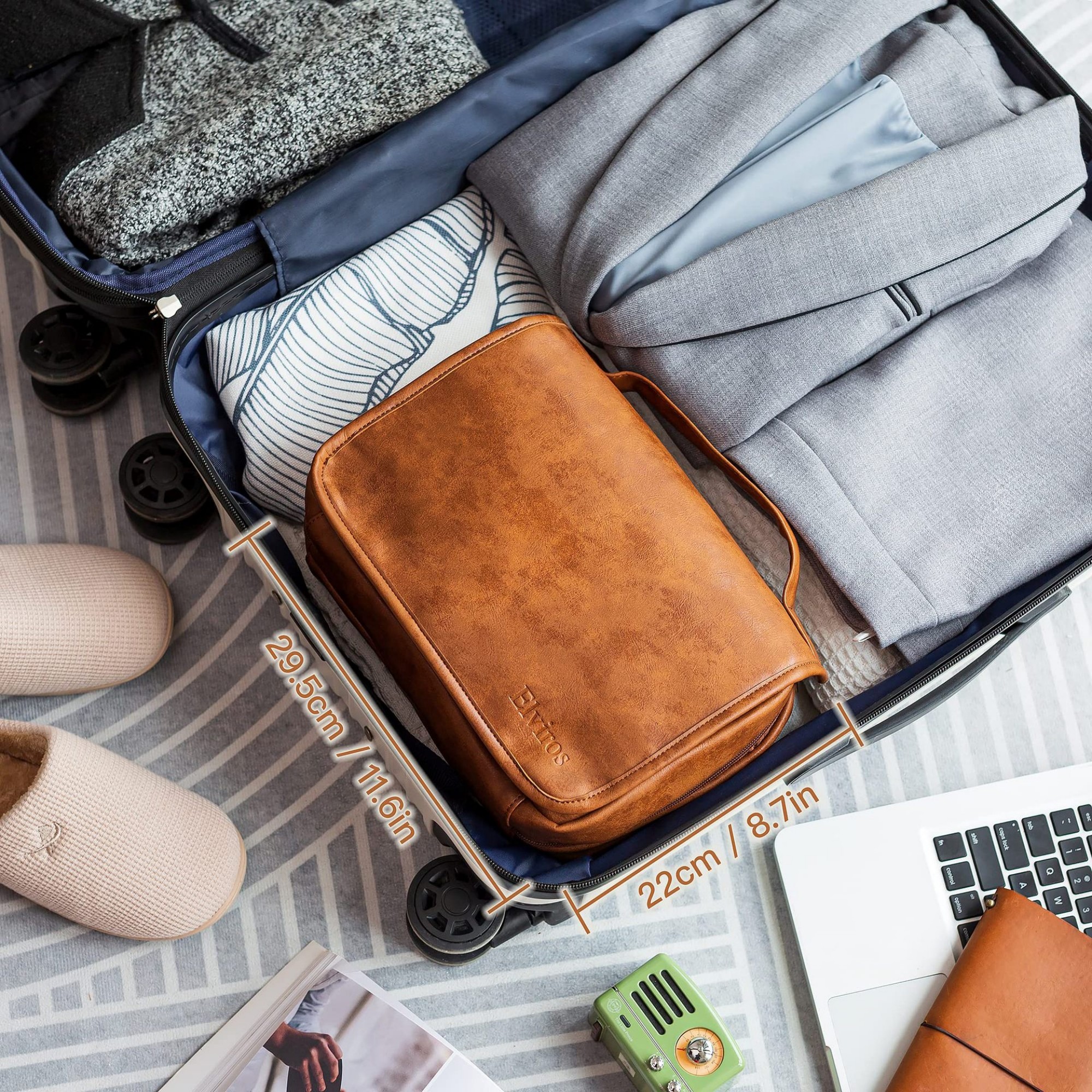 3-in-1 Hanging Toiletry Bag Item No#12772 - Image 7